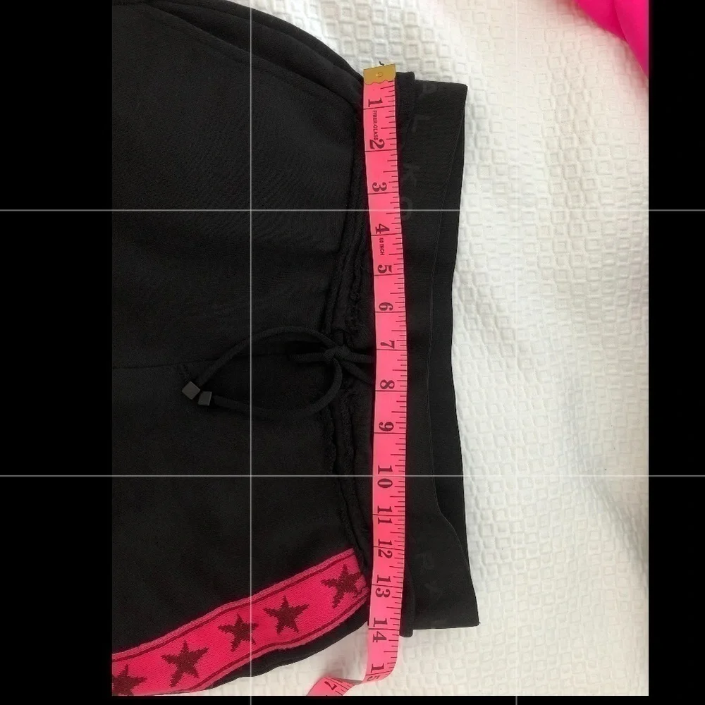 Koral black pink